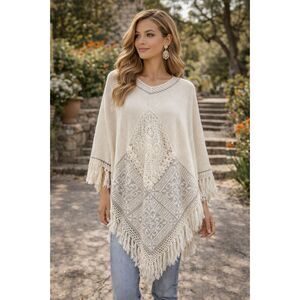 Sundance Women Size M/L Ivory Wool Alapa Powderhorn Poncho Crochet Western Boho